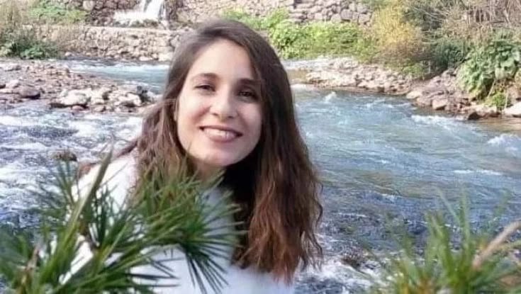 solcumedyahaber's tweet photo. VALİNİN OĞLU KATLETTİ.
VALİ KATİLİ KORUDU.
BAKAN AKLADI.
EMNİYET SAKLADI.
POLİS DELİL KARARTTI.
KORUCU GÖMDÜ.
BİLİŞİM UZMANI TELEFONU TEMİZLEDİ.
DOKTOR HASTANE KAYITLARINI SİLDİ.
DALGIÇ HEDEF ŞAŞIRTTI.
GÜLİSTAN DOKU İÇİN ADALET İÇİN! https://t.co/LJEfNsQVWr