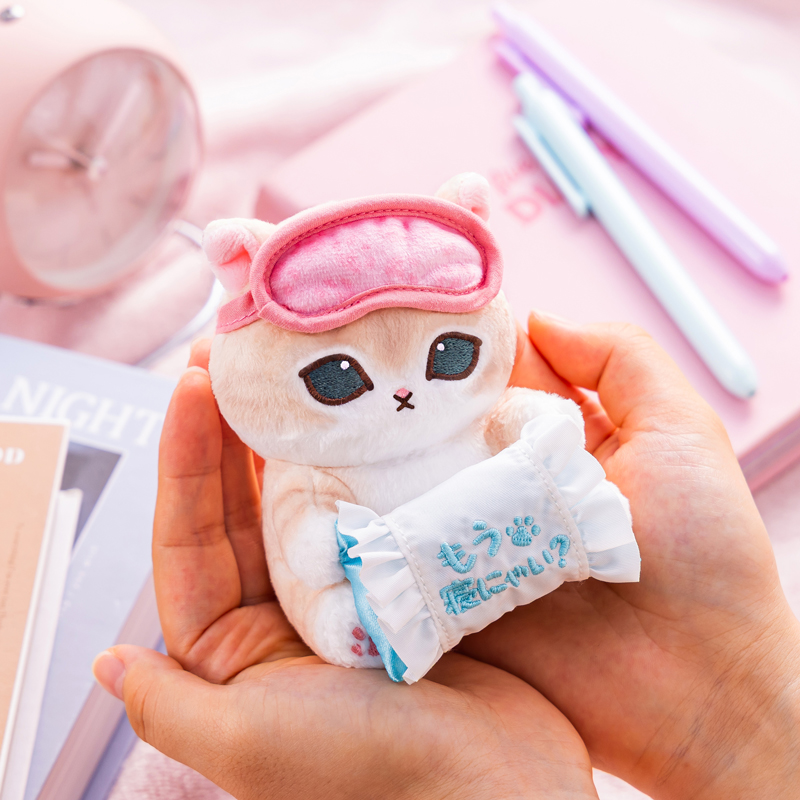 mofusand にゃんこが見守るデスクトップひっかけぬいぐるみ モフサンド mofusandグッズ情報 on X: 