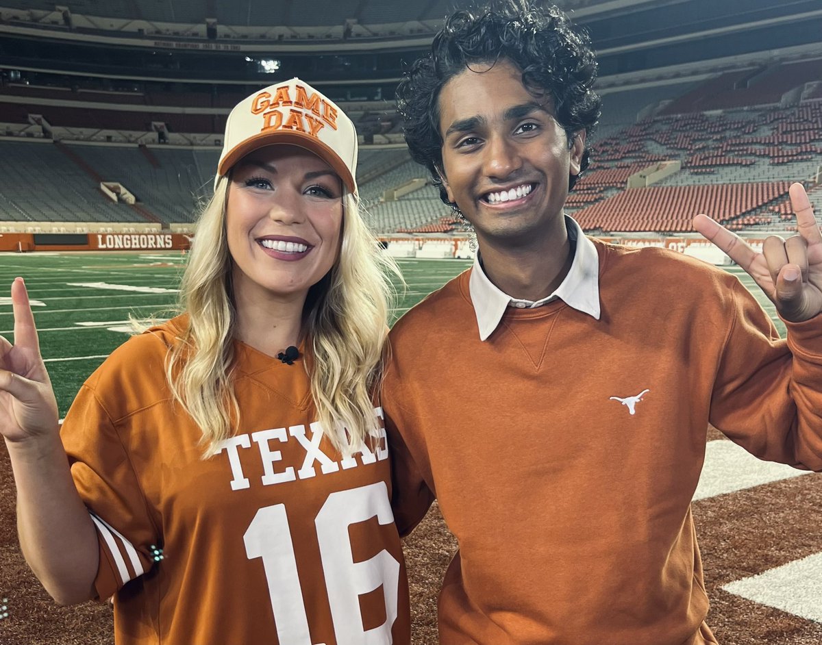 KristenCurrieTV's tweet photo. Live from DKR-TX Memorial this morning getting you ready for tomorrow’s Texas vs Texas State game! 🤘🏼 Join us on KXAN News Today through 7AM! @kevibask https://t.co/2JuVgDvaG9