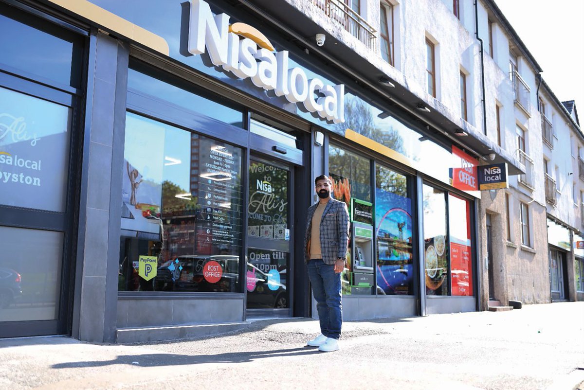 BetterRetailing's tweet photo. "When I go into stores, if they’ve got a fragrance, it makes the ambi­ence better and you feel like you want to shop in the store."

From access to aroma, Ali's Nisa Royston is seeing the benefits of paying close attention to shopper experience

https://t.co/Px8NBivb9O https://t.co/XCOucyzo1p