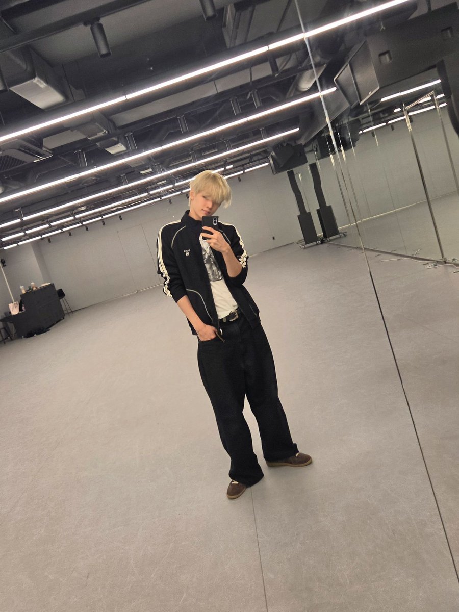 riize_archives's tweet photo. 260904 🦌💭 https://t.co/w271veovHp