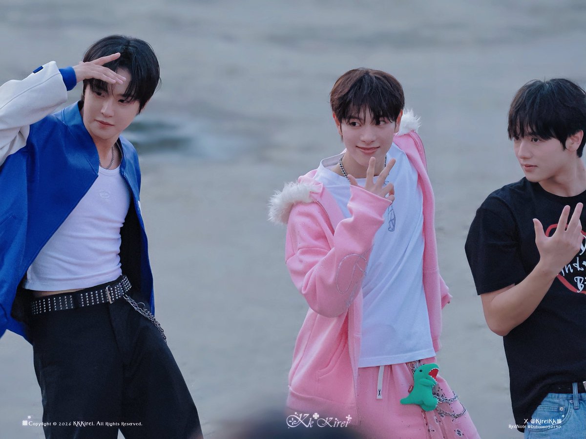 KireiKk's tweet photo. ユアスカ☁️☀️チーム 260902
DXTEEN X NEWBEAT BUSKING in Seoul

#DXTEEN #福田歩汰 #谷口太一 
#NEWBEAT #박민석 #MinseokPark 
#相原一心 #ユアスカ #YourSkyJP https://t.co/5SconSEaIs