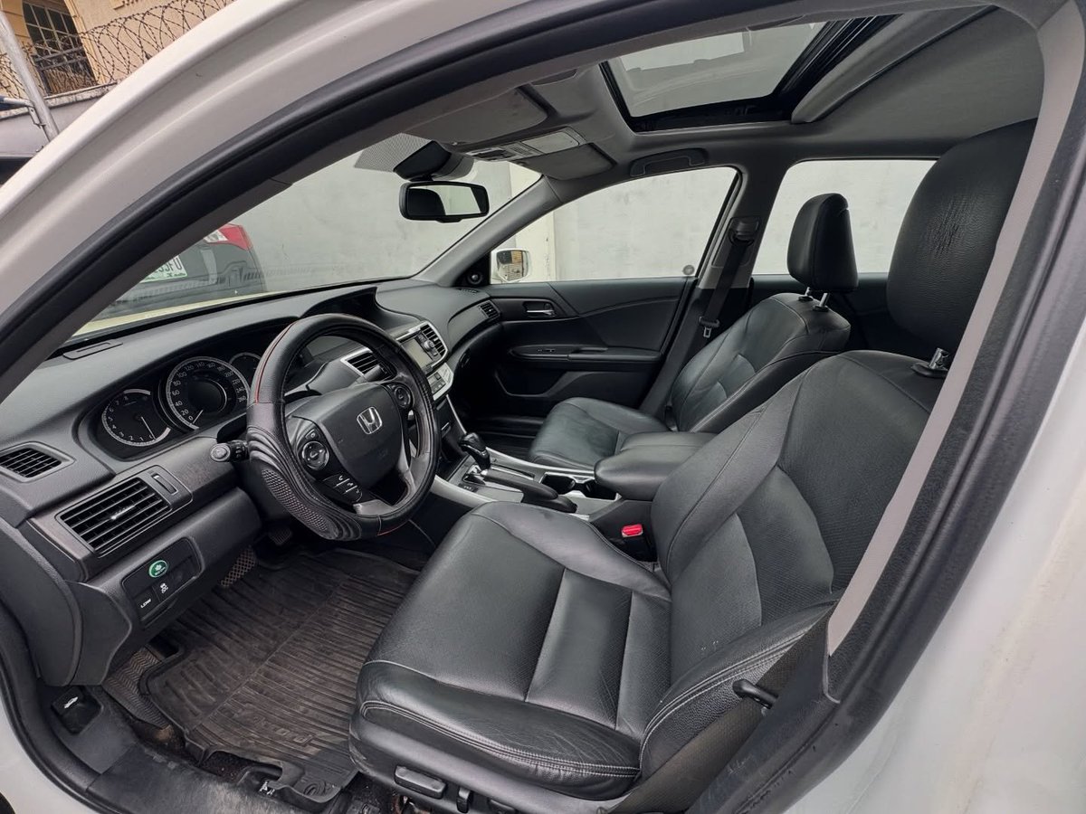 TammatAutos's tweet photo. Preowned *2015* Honda Accord 

• ⁠4-plug engine
• ⁠Thumbstart
• ⁠Double Screen
• ⁠Side Camera 

📍Location: Mainland, Lagos🇳🇬

Price: ₦12m

To Schedule a Private Inspection/Delivery⤵️

Send a Dm
☎️/WP: +2349016832044
📧: Tammatautos@gmail.com https://t.co/DpXwMjv4KG