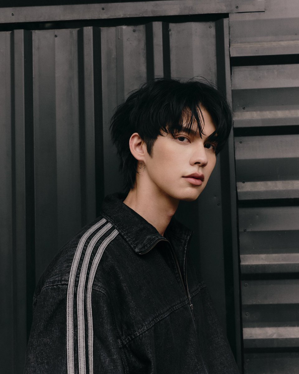 TharineePooH's tweet photo. GO YOUR OWN JOURNEY, STYLED WITH COURAGE.

@adidasoriginals

🔗 https://t.co/hOPtsqI3mA

1/3
IG : bright
#adidasxBright #adidas
#adidasoriginals 
#bbrightvc @bbrightvc https://t.co/be5MNisu9z