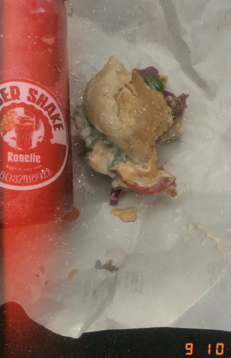 TOTBURGER's tweet photo. Please 🙏 if you are in Akure and you like beef burger ,I make the best in the city 
It’s affordable and delicious https://t.co/OWiJ5rIemN