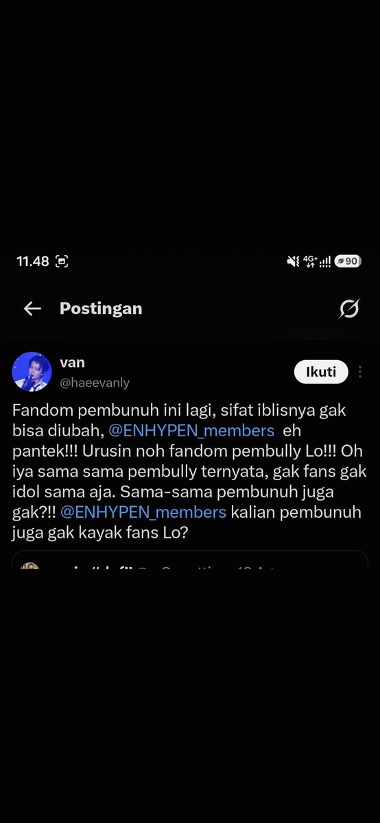 arnnviee_'s tweet photo. @OnlyEvan4ever MAKANN TAIII SANA ANJINGGGG https://t.co/ihm6btJcz6