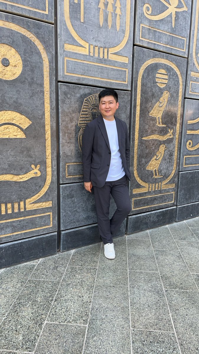 shen_shiwei's tweet photo. Leaving🇪🇬#Egypt with a heart full of memories, gratitude, and hope.

Of course, the Mummy #Labubu II also came to the pyramids.👑

Goodbye for now, Egypt. Thank you for the memories, the friendships, and the inspiration.

Until next time. 🇨🇳🇪🇬❤️ https://t.co/BizCwWKKXh
