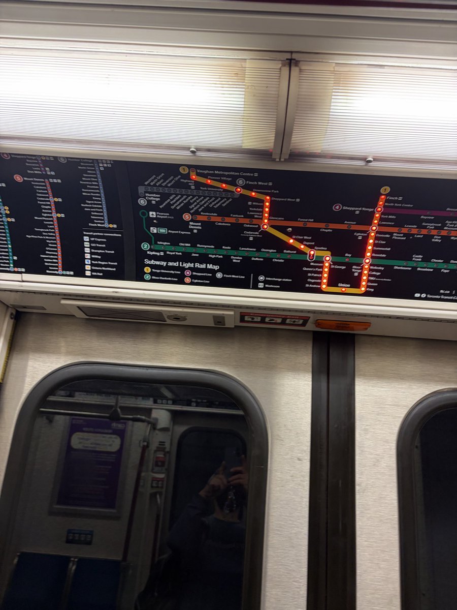 nilofaraby's tweet photo. @TTCnotices ttc holding
 We are often held in the tunnel 20to 23minutes before Metropolitan Station, for whatever reason. This is not right—you are wasting our time. https://t.co/sCqBdy8bIz