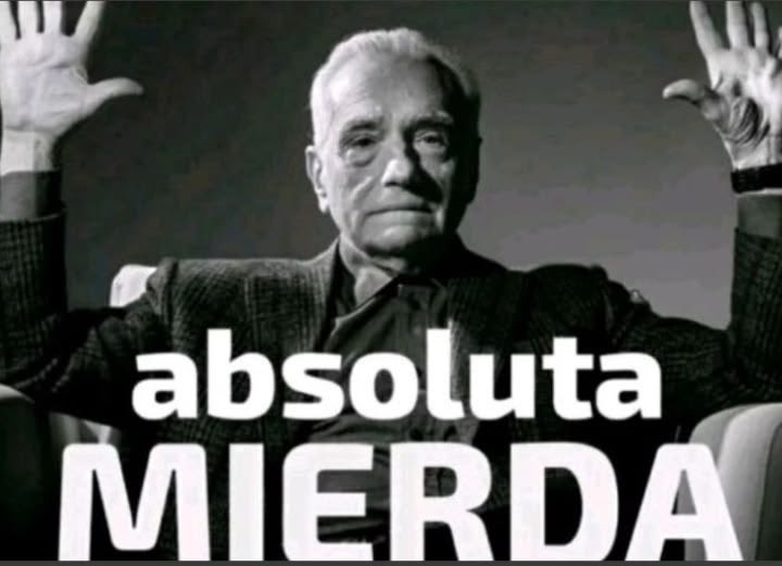 AzulGarbur's tweet photo. tener que ver al de derecho me arruina el día https://t.co/SL70iEPsea