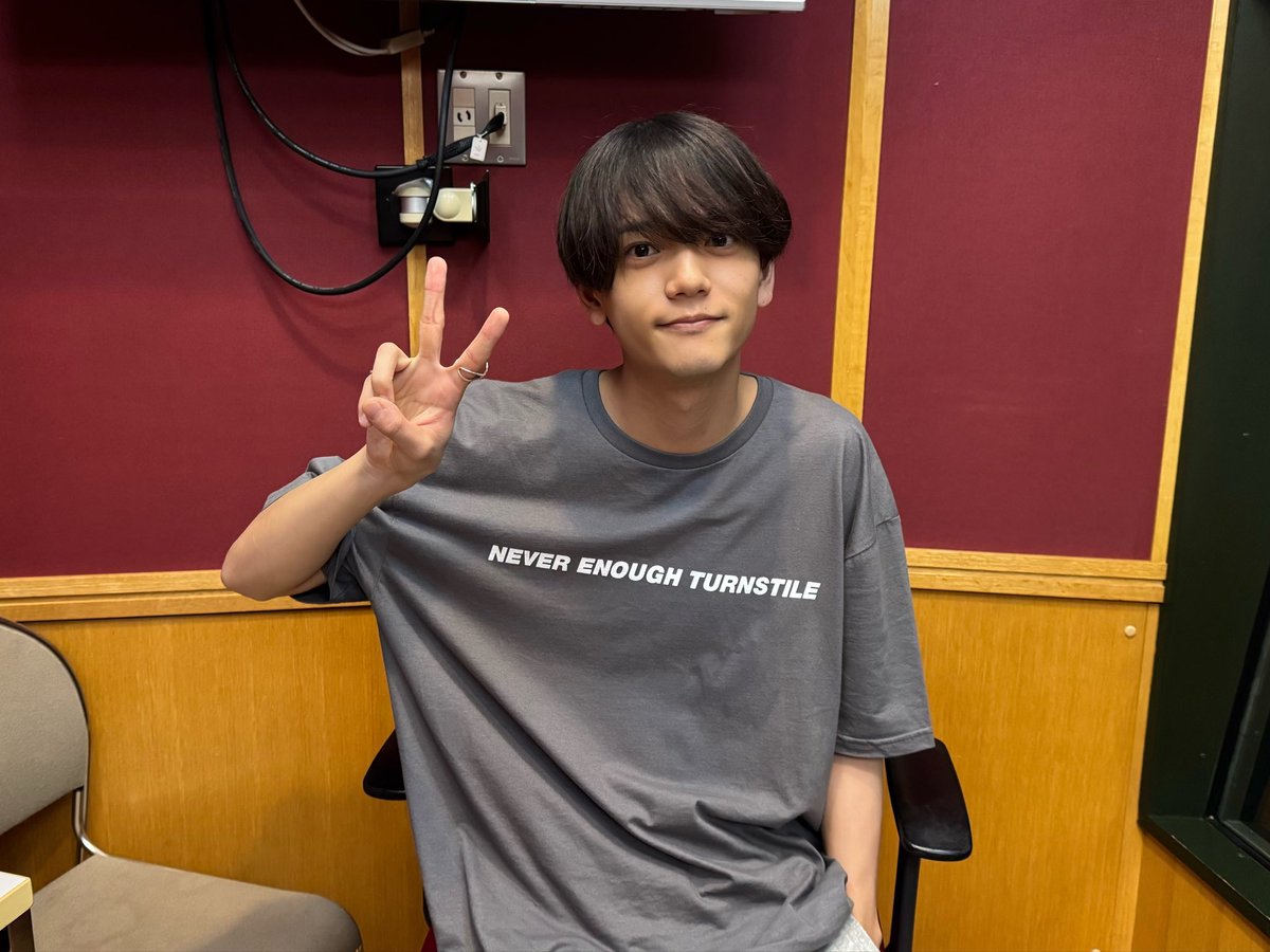fantastics_fext's tweet photo. ＼このあと20:00〜生放送📻／

#中島颯太 がDJを務める
レギュラーラジオ
#FM802
「DESIGN YOUR FANTASTIC FUTURE」

本日も大阪から生放送でお届けします！🗣️

ぜひお聴きください🙌🏻

🎧 https://t.co/tobn6m7tf1

@FM802_PR 
#DYFF 
#FANTASTICS https://t.co/8MbTq8cQ9D