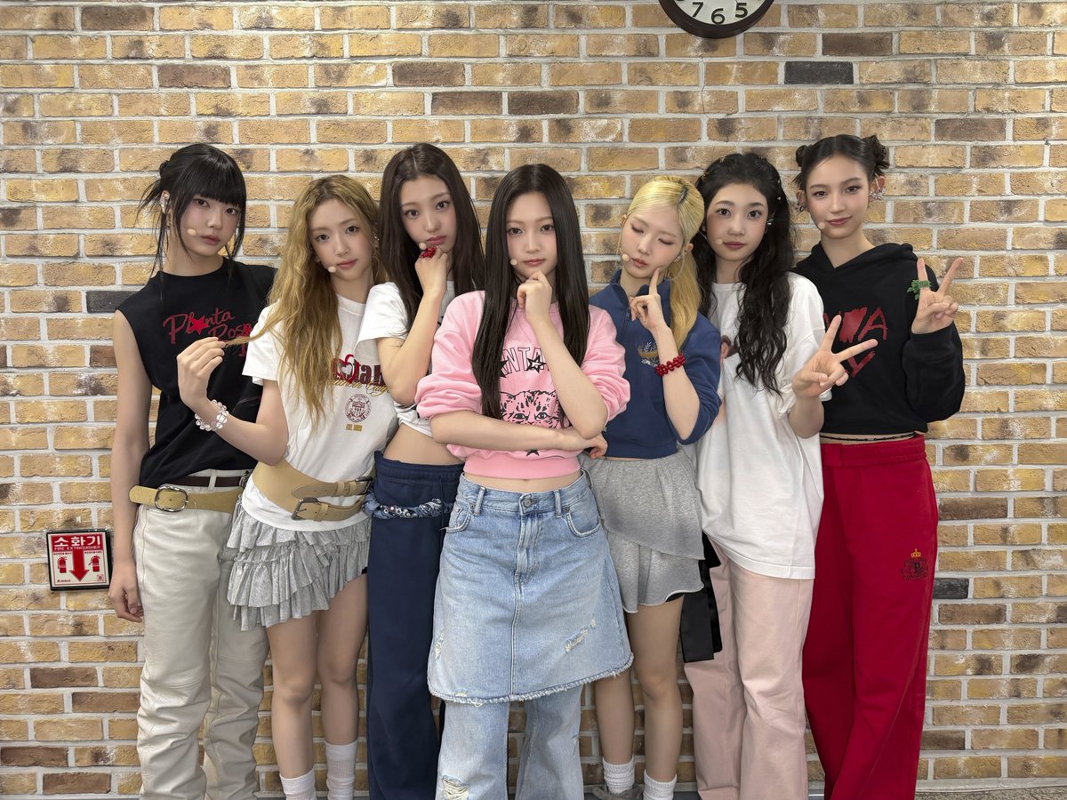 TUIDE_official's tweet photo. [#TU_DAY] 260904 뮤직뱅크

#TUIDE #튜이드
#TUNEnPLAY https://t.co/JO4hpc6lDv