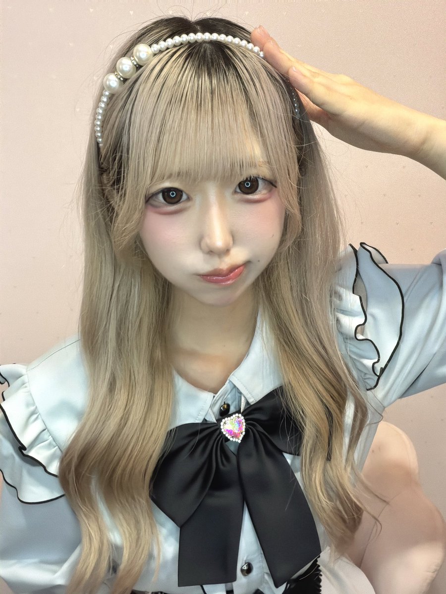 nyamu_mine's tweet photo. 初めまして!!ฅ
今日からmine @mine1201_ の妹になりました 【にゃむ】です🐾🎀
歌うことが大好きです😸♡弾き語りします!!🎶🐾🎸
にゃむちゃん実は犬派(> ·̫ <  ̳^♡ https://t.co/vT3f1idhR5
