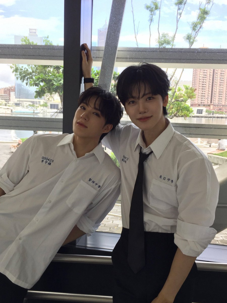 sawmocat's tweet photo. #nomin few tweets au

— isi chat pacaran 5 tahun https://t.co/XxxIiSBTuH