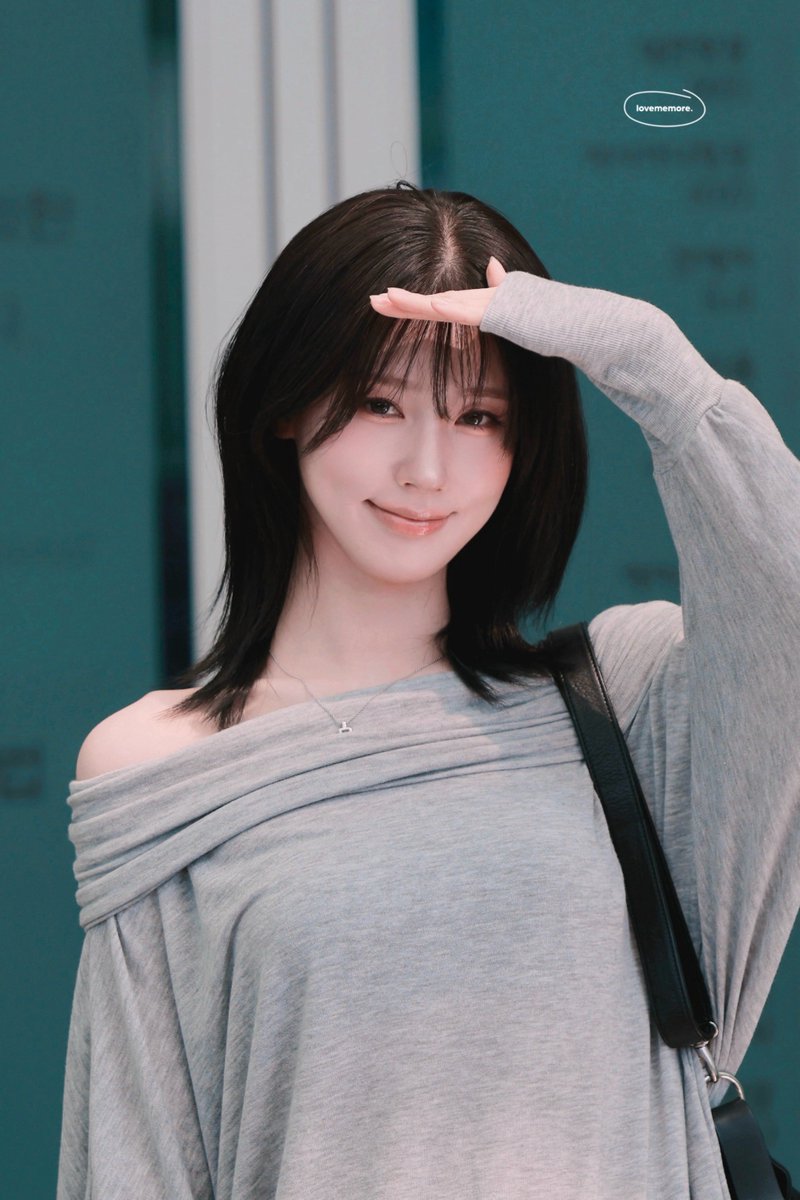 lovememore_my's tweet photo. 260904 덮면 너무좋아
#아이들 #idle #미연 #MIYEON https://t.co/8sDvWgphkO