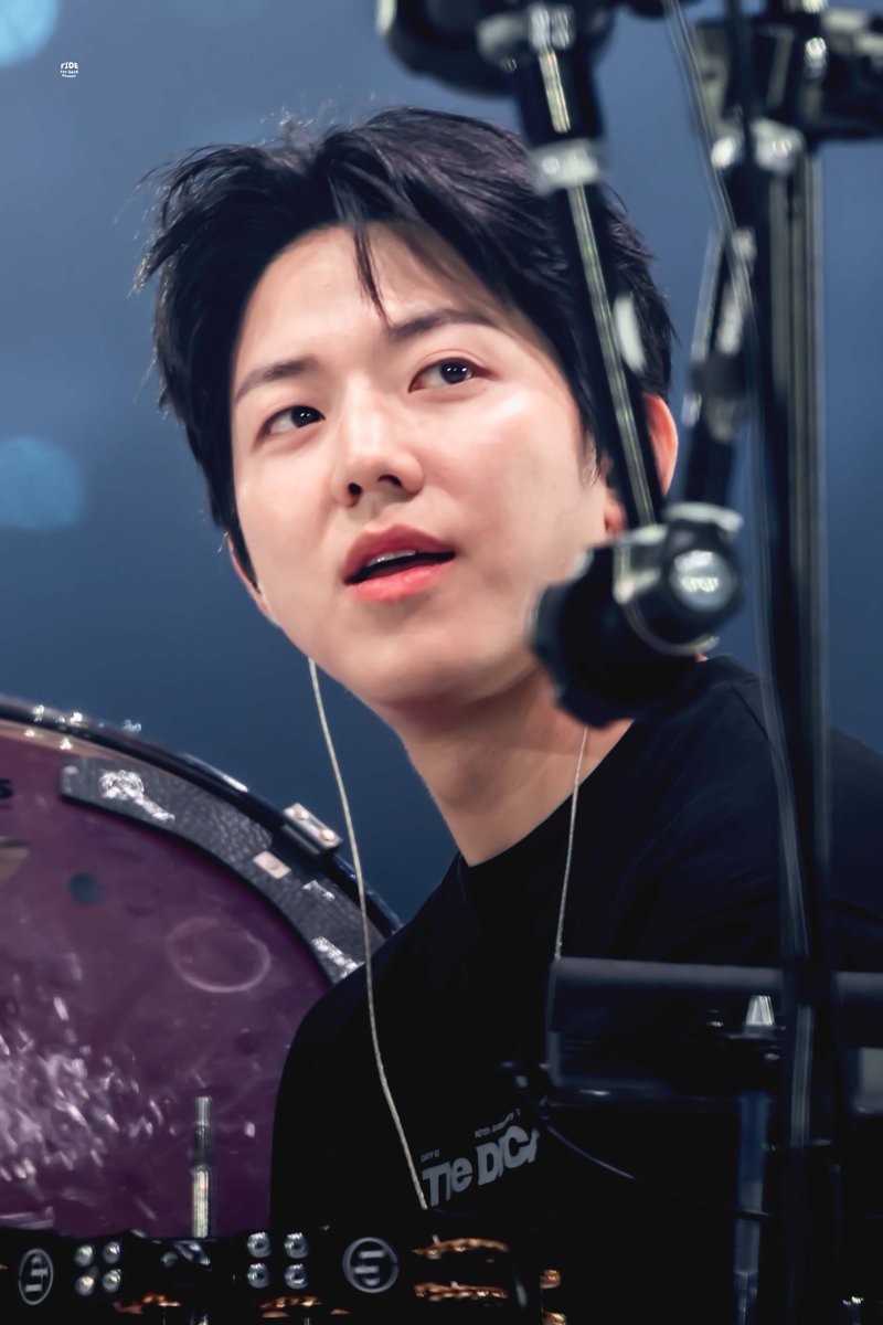 TIDE_95S2's tweet photo. 260703 #도운
오밀조밀 예뿌게 생김 진짜..ㅜ
#데이식스 #DAY6 #DOWOON #The_DECADE https://t.co/0bDmpH3wzI