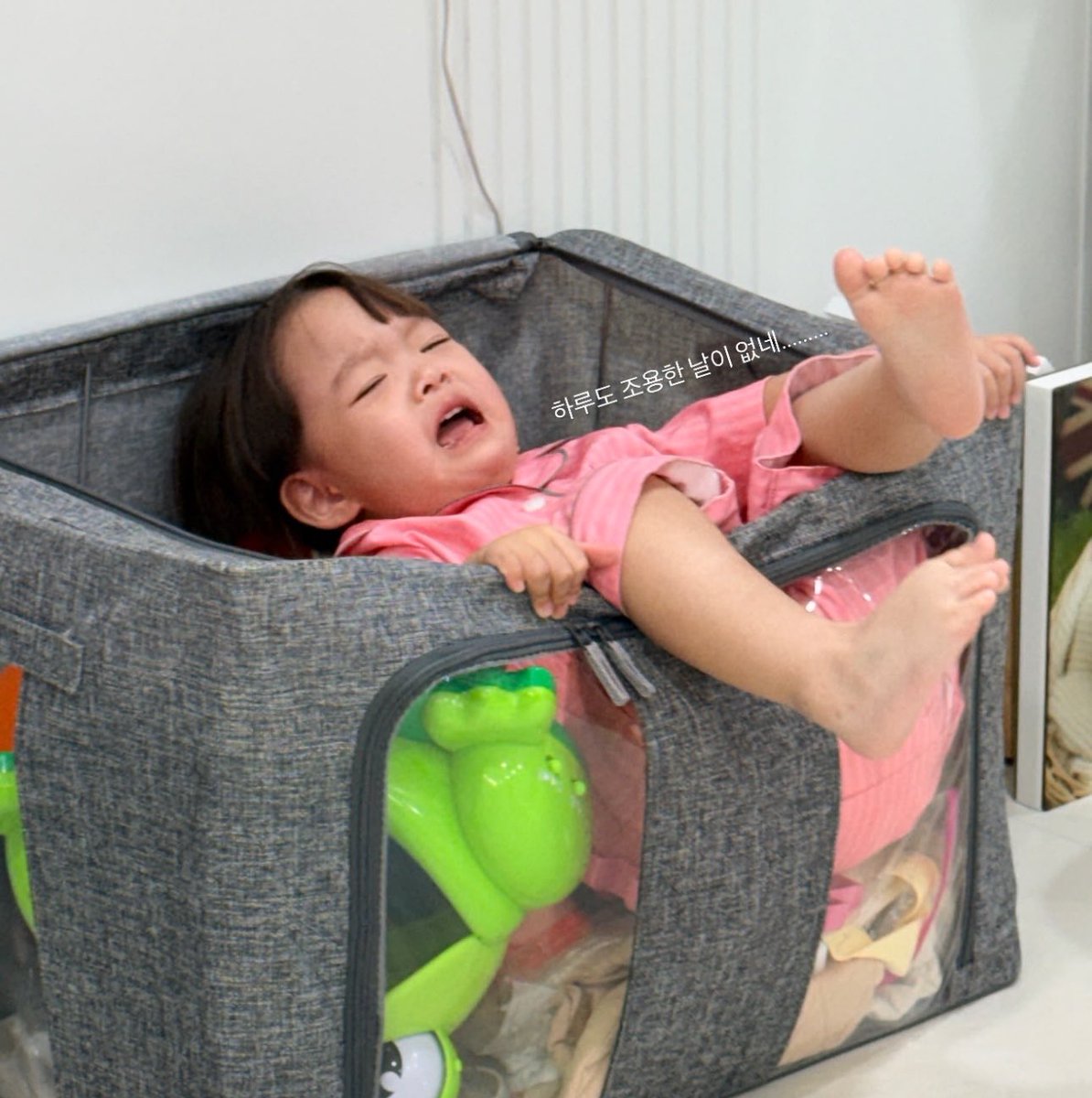 kittennuay's tweet photo. ยังอีก ยังไม่มาช่วยอีก5555555555555555 โอ้ยบมเอ้ย https://t.co/a1XVRd2Y54