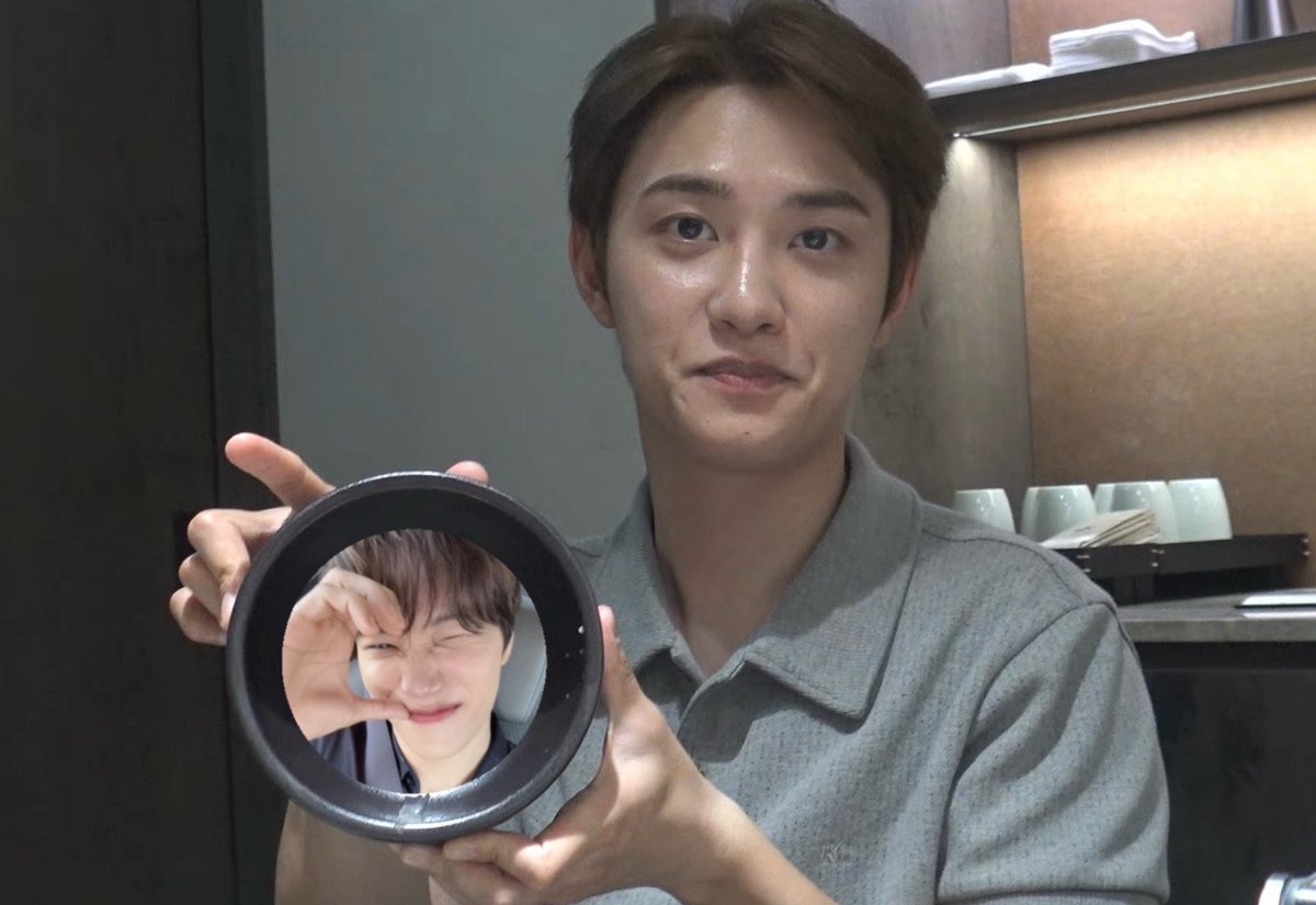jaenarakai's tweet photo. 헤헤 나도 이따 완뚝 완카 도경수 
기여웅 뚀콩어린이 고마워 🐧💚🐧💚 https://t.co/ouv0bbCFEa