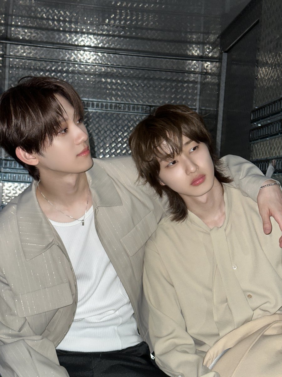 hrtzwav's tweet photo. 🫂

#YOUNYOUNGJUN #KEITEN
#hrtzwav #하츠웨이브 
#TheSecondWave_MOMENTUM 
#MOMENTUM https://t.co/nKdDjQkvIt