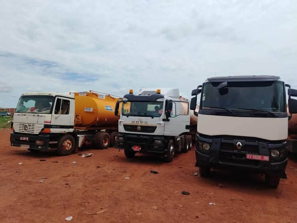 geovisiosn's tweet photo. 🇲🇱 MALI : NOUVEAU CONVOI DE CARBURANT SOUS ESCORTE DES FAMa
Un nouveau convoi de carburant est arrivé le 3 septembre 2026 dans les régions de Dioïla et Ségou, sous escorte des Forces armées maliennes (FAMa).
#DGCC https://t.co/GoeLu9lzhM
