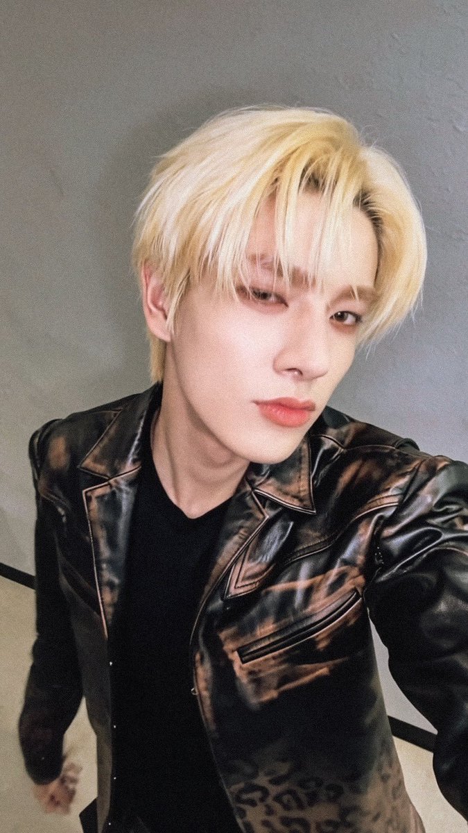 zimjakei's tweet photo. @jongsovng Apa itu https://t.co/ckUTRPmHqR