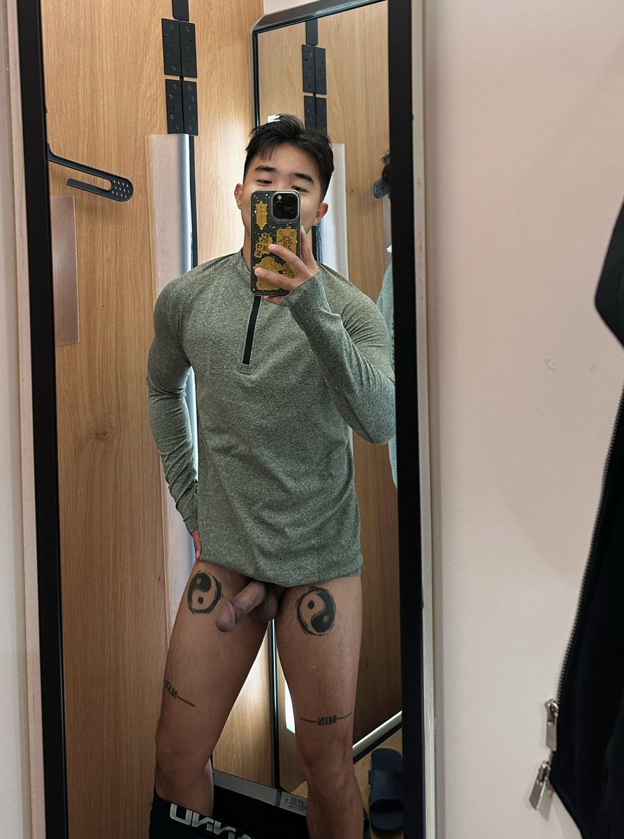 iz3xf's tweet photo. # 工作无所事事

VX:Yi_cheng116688 https://t.co/wcneOCJzt5