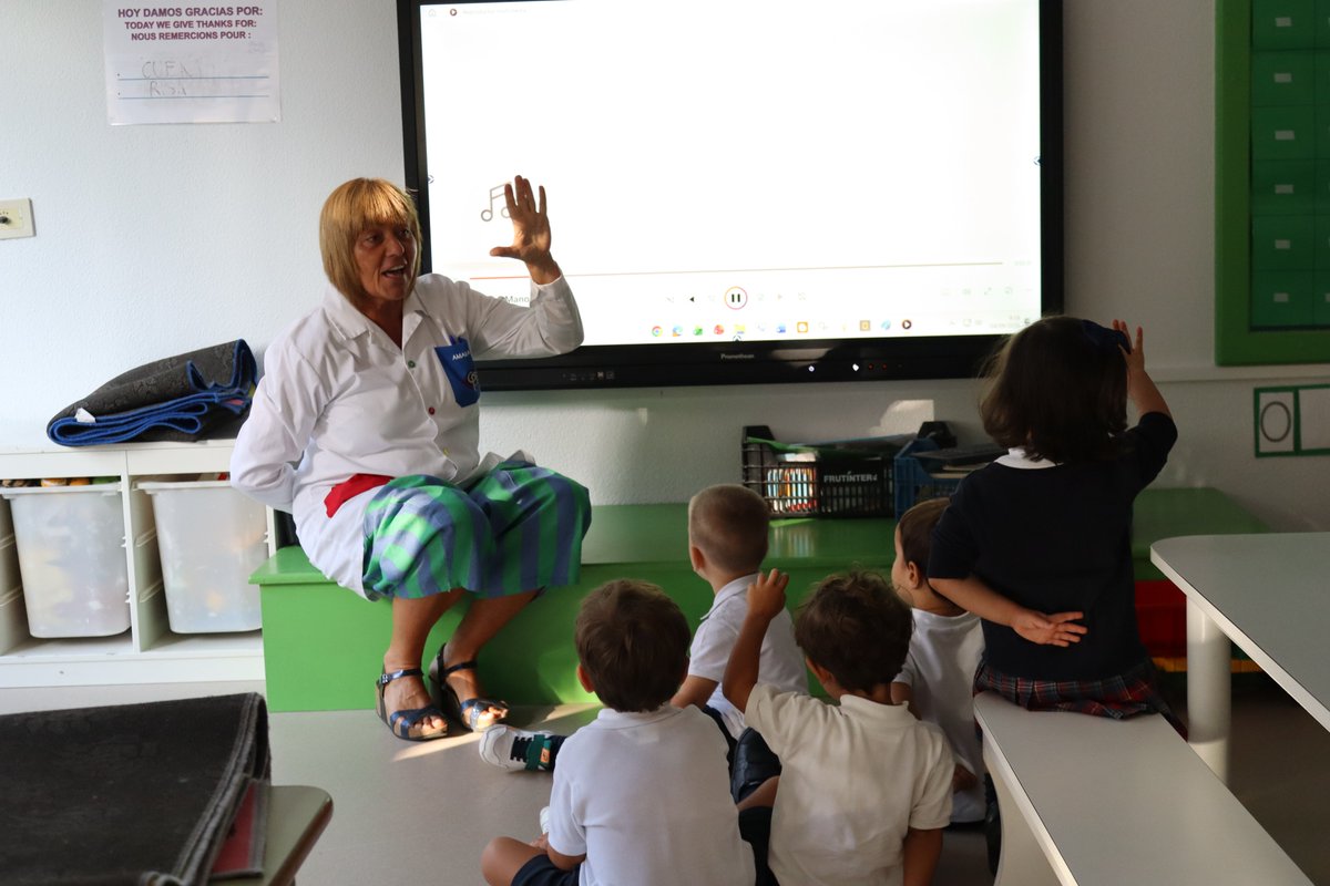 sancernin's tweet photo. Estamos felices de volver a veros, de reencontrarnos y llenar las aulas y los pasillos con vuestras voces, risas, carreras y alegría. ¡Bienvenidos!
¡Feliz inicio de curso!
#colegiosancernin #iniciodecurso https://t.co/gPRMY7n7gE