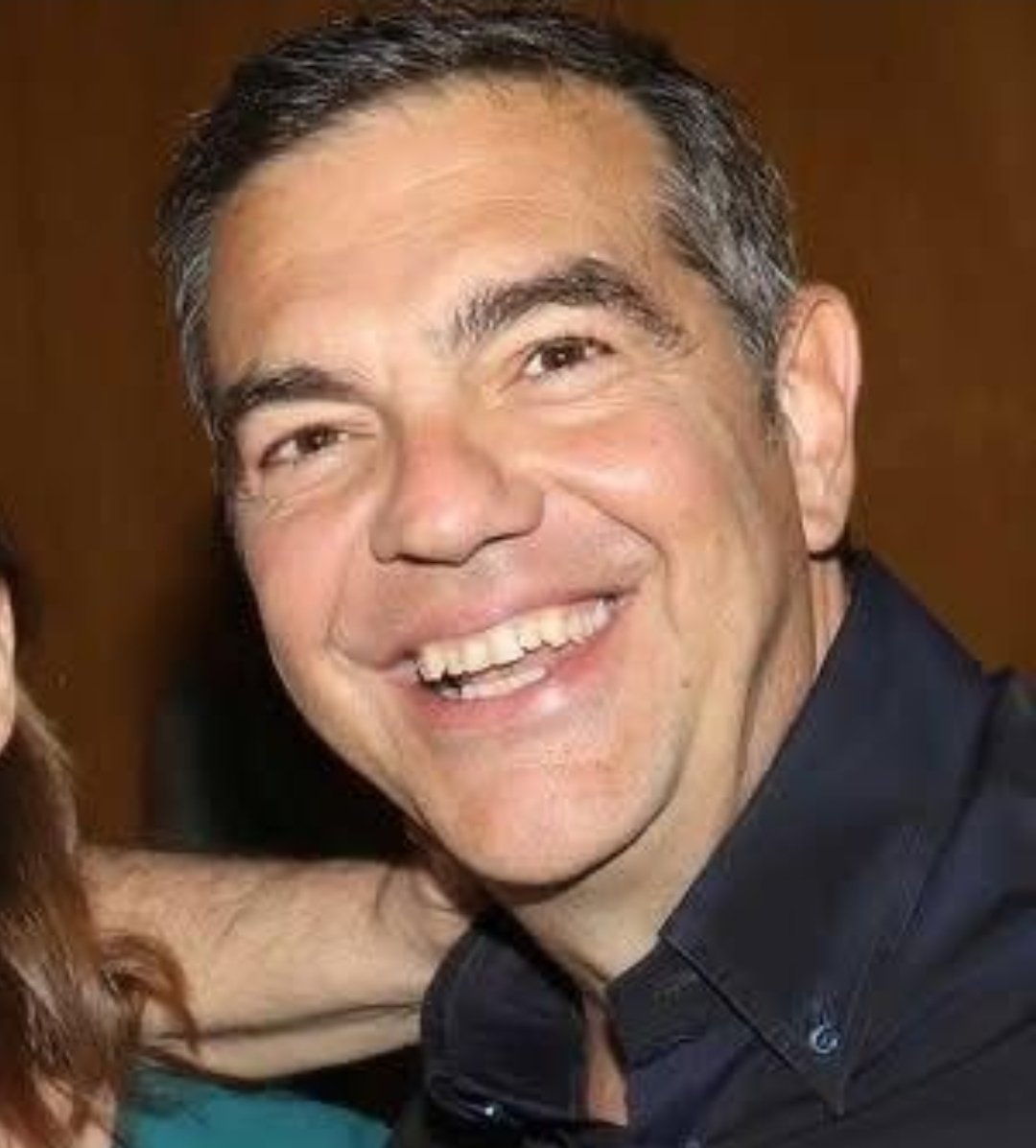 amantomatimou's tweet photo. Πέντε χρόνια εντατικά φροντιστήρια. Εκατομμύρια σε στήσιμο μηχανισμού προώθησης. Σε ίματζ μέικερς. Σε Χειλάκηδες. Σε ghost writers.

Όλα αυτά για να εμφανιστεί ακόμα πιο βλάκας και να λέει τις ίδιες ασυνάρτητες μαλακίες https://t.co/SbB4M1Nl7b