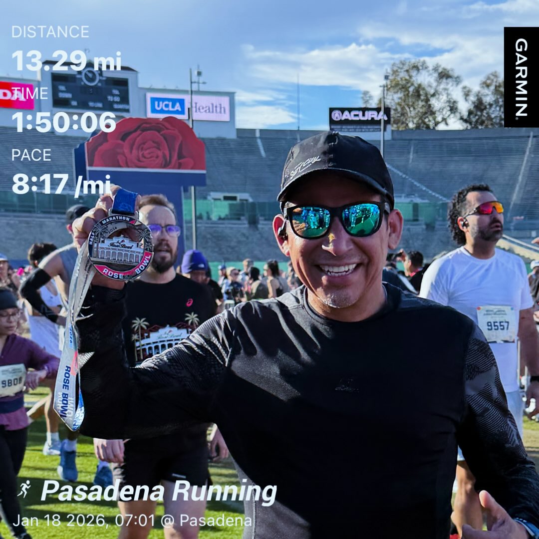 TinishaPoew7k's tweet photo. That’s a wrap. Had a great run today with perfect weather. Coming off an ultra last weekend, I wasn’t sure how my legs would feel, but I finished in under 2 hours. Over 11K runners brought incredible energy. Congrats to everyone! https://t.co/pPFJEexWgl