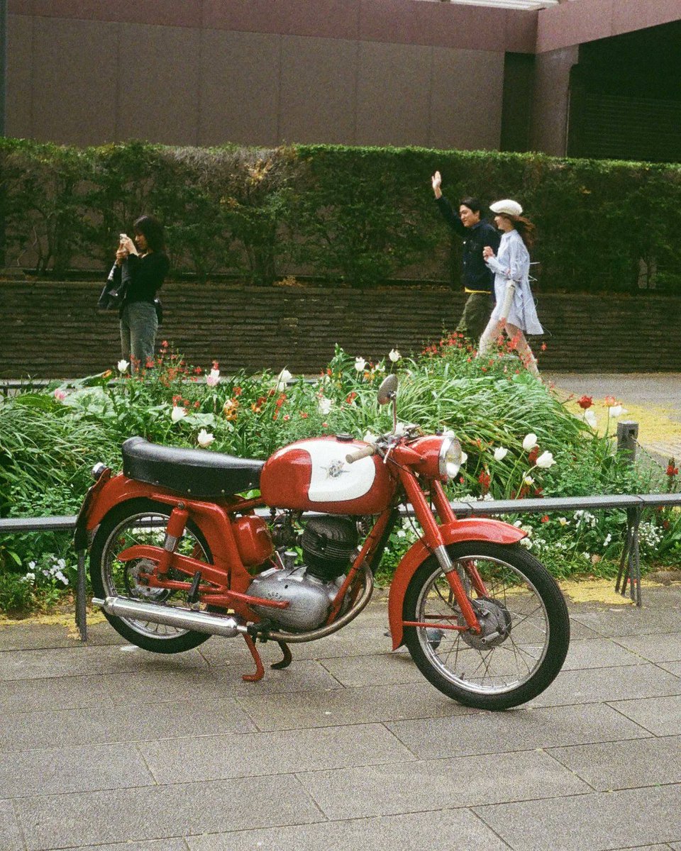 CorinneMatzljs's tweet photo. Posting late due to photo processing. First visit to a small-displacement bike meeting at Green Nuts Yokohama on my Agusta. Joined a mini tour after meeting Flipperblue. Great photos, thanks to Kibu__34. Mine stood out among the many Hondas! https://t.co/C2oGuWTqd0