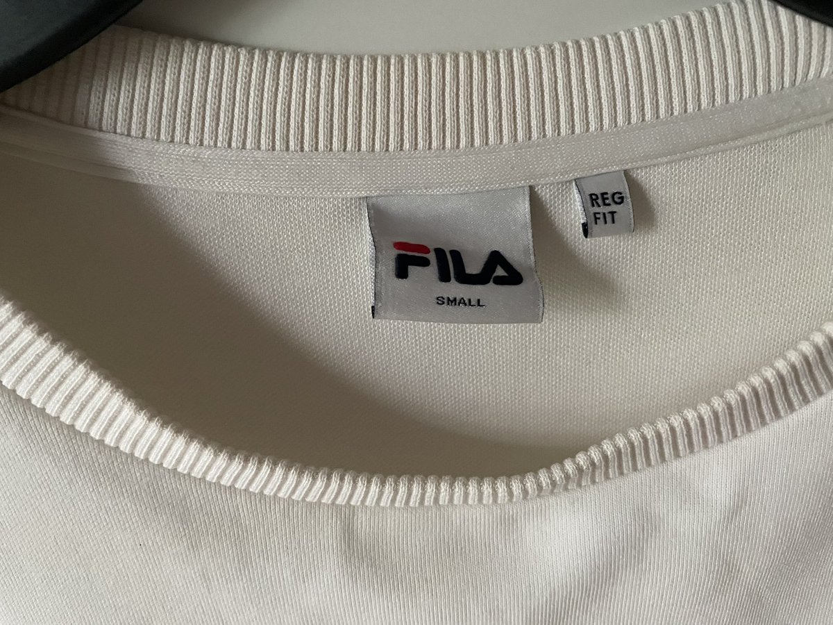 bbyshxwty's tweet photo. เสื้อหนาว FILA 150 
     #ส่งต่อเสื้อผ้า #ส่งต่อเสื้อผ้ามือสอง https://t.co/eekTySkabd