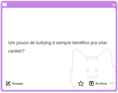 clarionrox's tweet photo. Um pouco de ~zoeira~ na infância é benéfico e ajuda a construir resiliência.

Crianças criadas superprotegidas de qualquer leve incômodo crescem e se tornam adultos disfuncionais, do tipo que leva a mãe na entrevista de emprego.

Agora, uma coisa que a gente precisa parar urgente é esse hábito de chamar qualquer coisa de nomes de coisas mais graves. Cantada não é assédio. Zoeira não é bullying. Palavras não são violência.