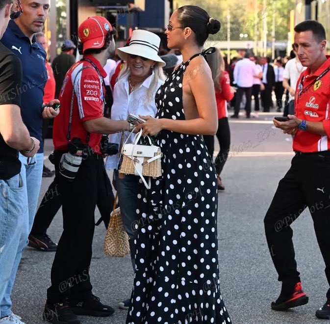 ACCESSASM's tweet photo. A POLKA DOT MOMENT 

Alexandra, Charles, Arthur and Mama Pascale in the paddock today🤍 https://t.co/ODo2JotXII