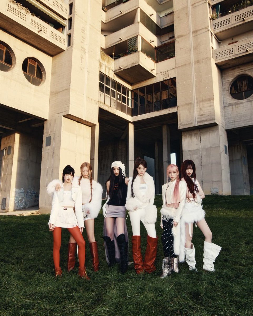 IVEGLOBAL1's tweet photo. [📣] “BANG BANG” has been selected for the official music lineup of Hanwha’s Fireworks display at the 2026 Seoul World Fireworks Festival.

#IVE #아이브 @IVEstarship https://t.co/EcaVQyFnZg