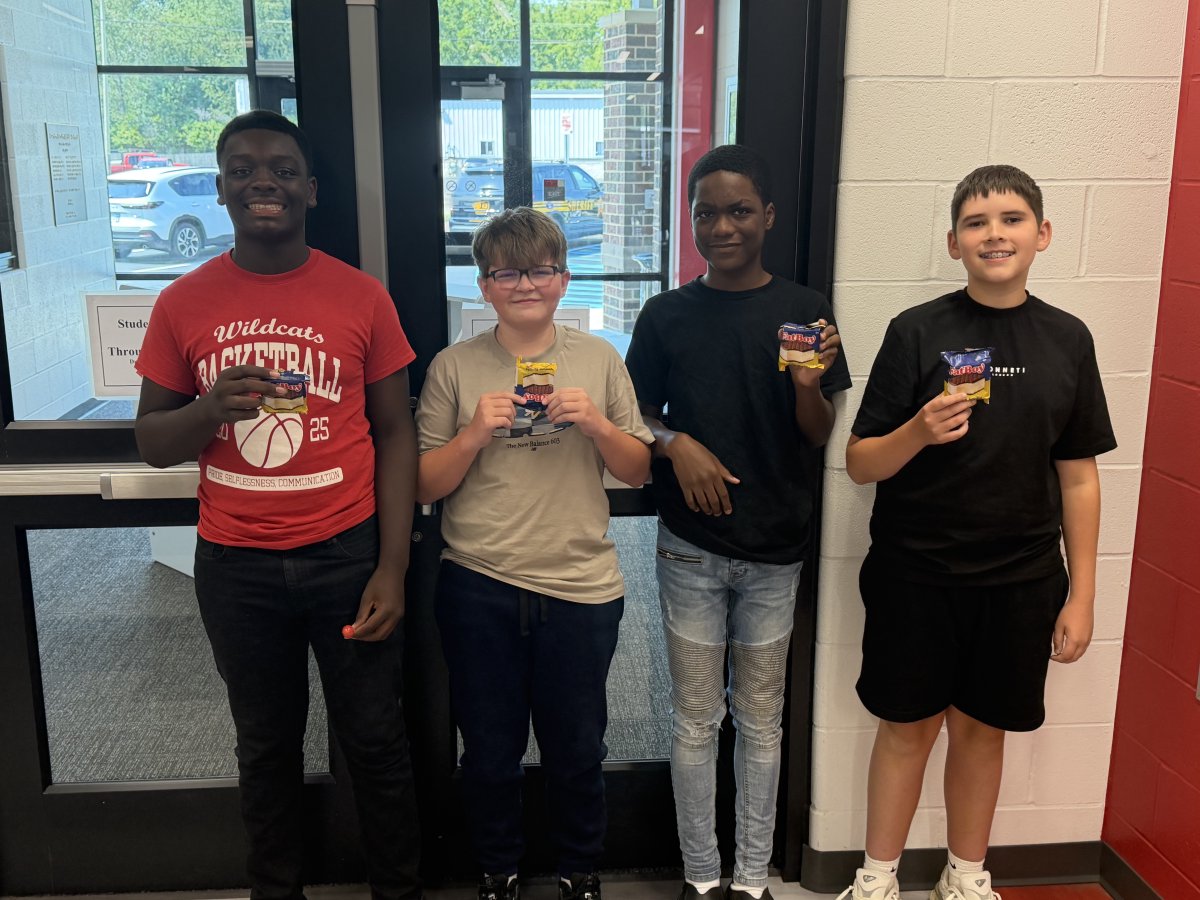 CantonSouthMS's tweet photo. Ice cream sandwiches yesterday? Absolutely!

No big reason. No special occasion.

Just because.

Enjoy the long weekend, everyone! Have a great few days, and we can’t wait to see you back on Tuesday! https://t.co/eLmu8exd22
