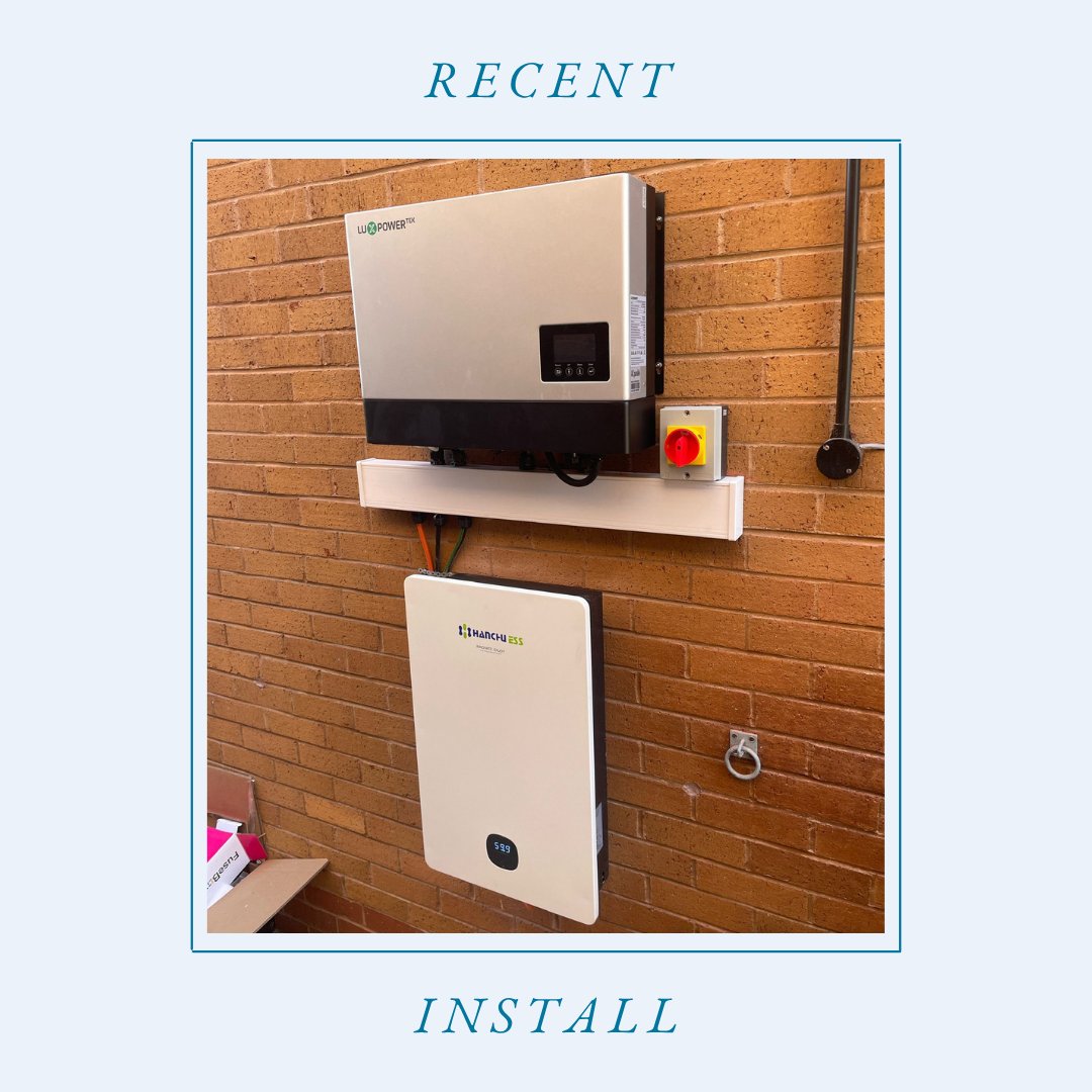 BlueApeLtd's tweet photo. Another home battery installation completed.

Battery storage works with or without solar, allowing you to store cheaper off-peak electricity for use when prices are higher.

Find out more: https://t.co/QyDPV0TxA9
0151 452 4085

#BatteryStorage #RenewableEnergy https://t.co/eZorkynARt