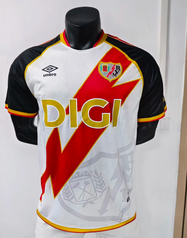 infutsfotos's tweet photo. 🇪🇸 LIGA ESPAÑOLA

➡️ 𝐑𝐀𝐘𝐎 - 𝐑𝐀𝐂𝐈𝐍𝐆

🛒 Disponibles en nuestra web https://t.co/YeeqGJt53j