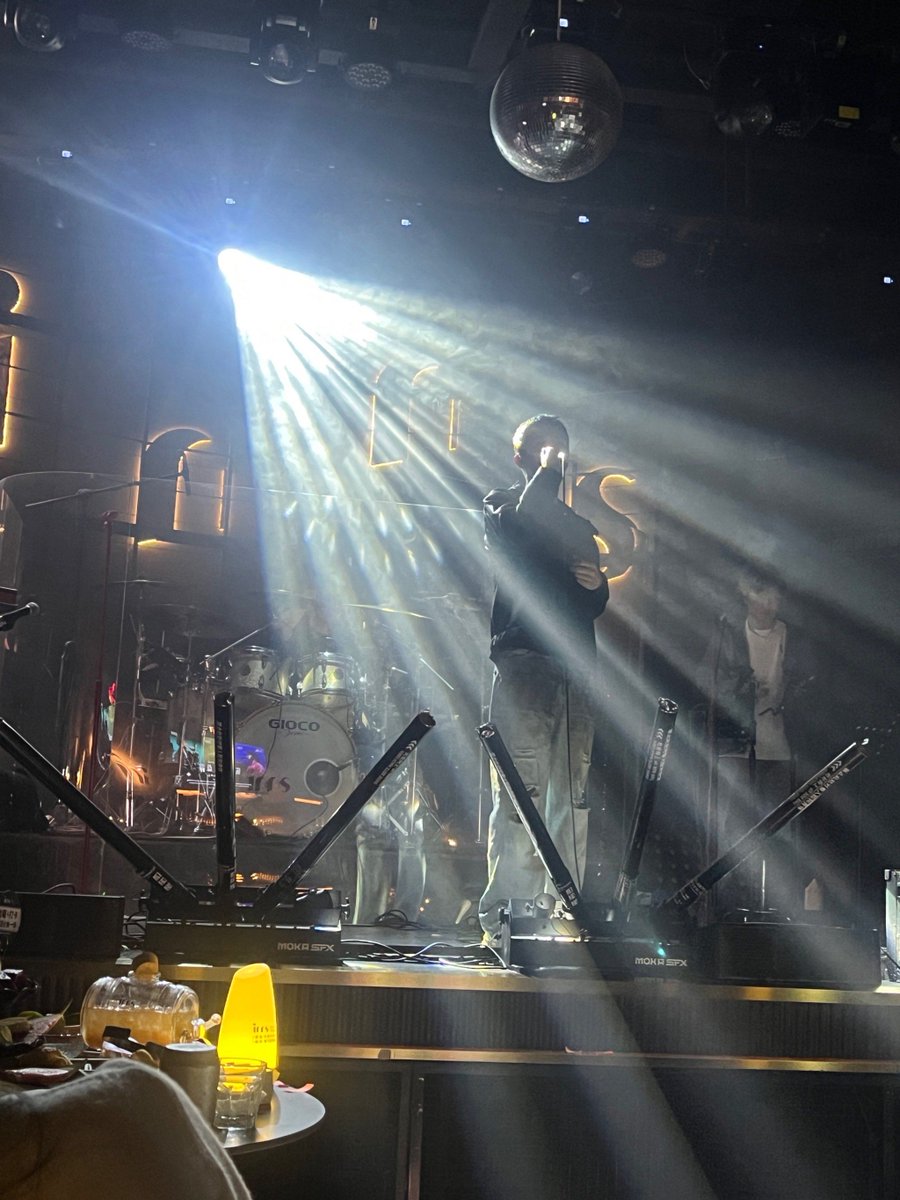roxana_prisilla's tweet photo. Tonight’s indie rock show at The Loft Pure magic—singer’s voice gave chills, band’s chemistry was unmatched. Don’t miss their next stop this weekend! https://t.co/sU7Elks07Q