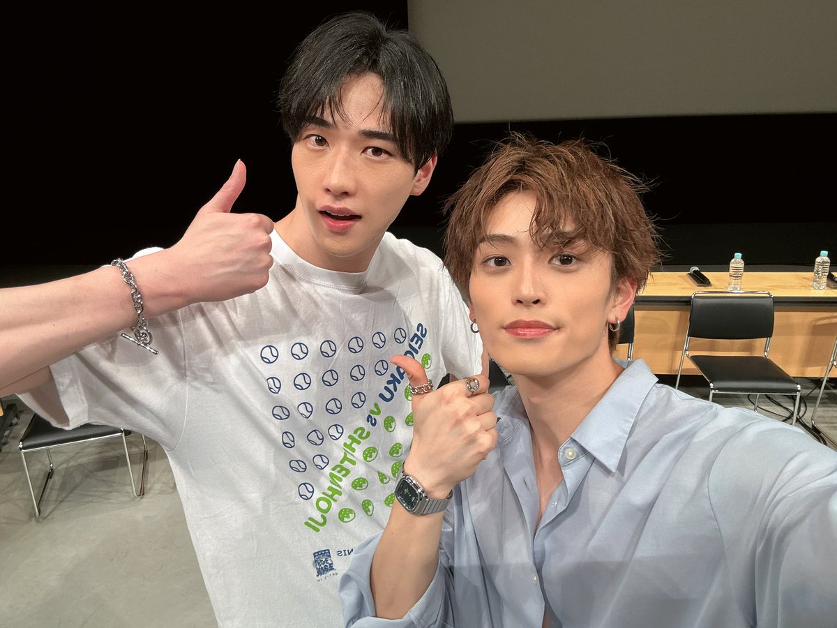 TTOMO_official's tweet photo. 四天宝寺リリイベ🎾！！

元気で、楽しかったです
この一言に尽きますね

本日は本当にありがとうございました😊
#テニミュ https://t.co/yAMbwDATIb