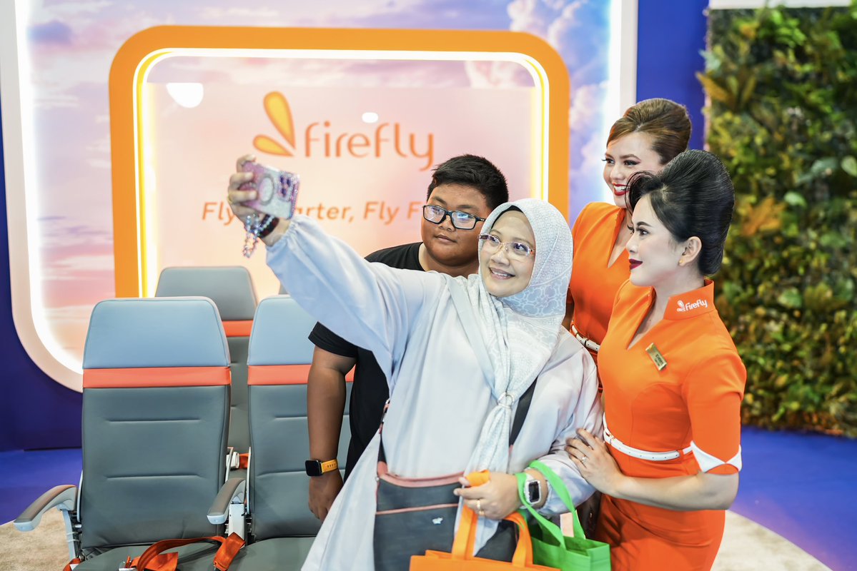 FireflyAirlines's tweet photo. What a way to kick off Day 1 at MATTA Fair KL 2026! 🧡​

The doors are open, the Firefly booth is buzzing, and there’s already plenty of excitement to share.​

And we’ve got something exciting to share too… 🇨🇳 Say hello to Kunming, China, coming soon to the Firefly network! Get ready to discover stunning mountain landscapes, rich culture and a whole new adventure.​

There’s plenty more to discover at our booth, from exciting MATTA Fair deals and fun experiences to getting up close with our aircraft seats and trying them out for yourself! ✈️

📍 Level 3, MAG Arena @ MITEC, KL​
🗓️ 4–6 September 2026​

​Discover exclusive deals at the Firefly booth, with our offers also available online at https://t.co/mmiHlAx4d2. 

#FireflyAirlines #FlyWithFirefly #FlySmarterWithFirefly #MATTAFair2026