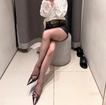keith_eick's tweet photo. 想知道你们那些恋足癖的 会舔自己射在脚上的精液吗 https://t.co/iKg0RYVxwY