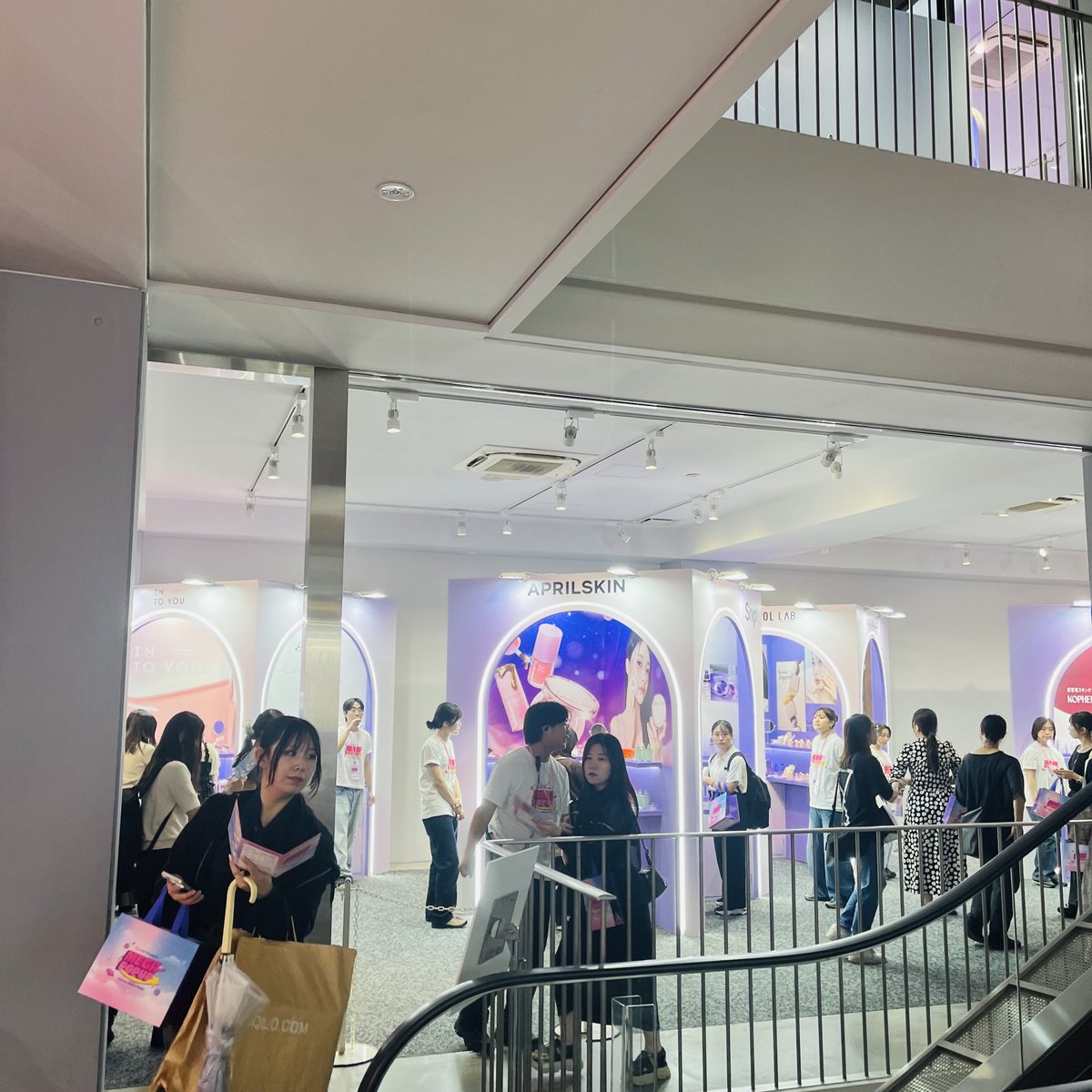 Co_toEdesign's tweet photo. #Qoo10MegaPopup  #MegaPopup  #Qoo10メガ割 https://t.co/UM9bbPW769