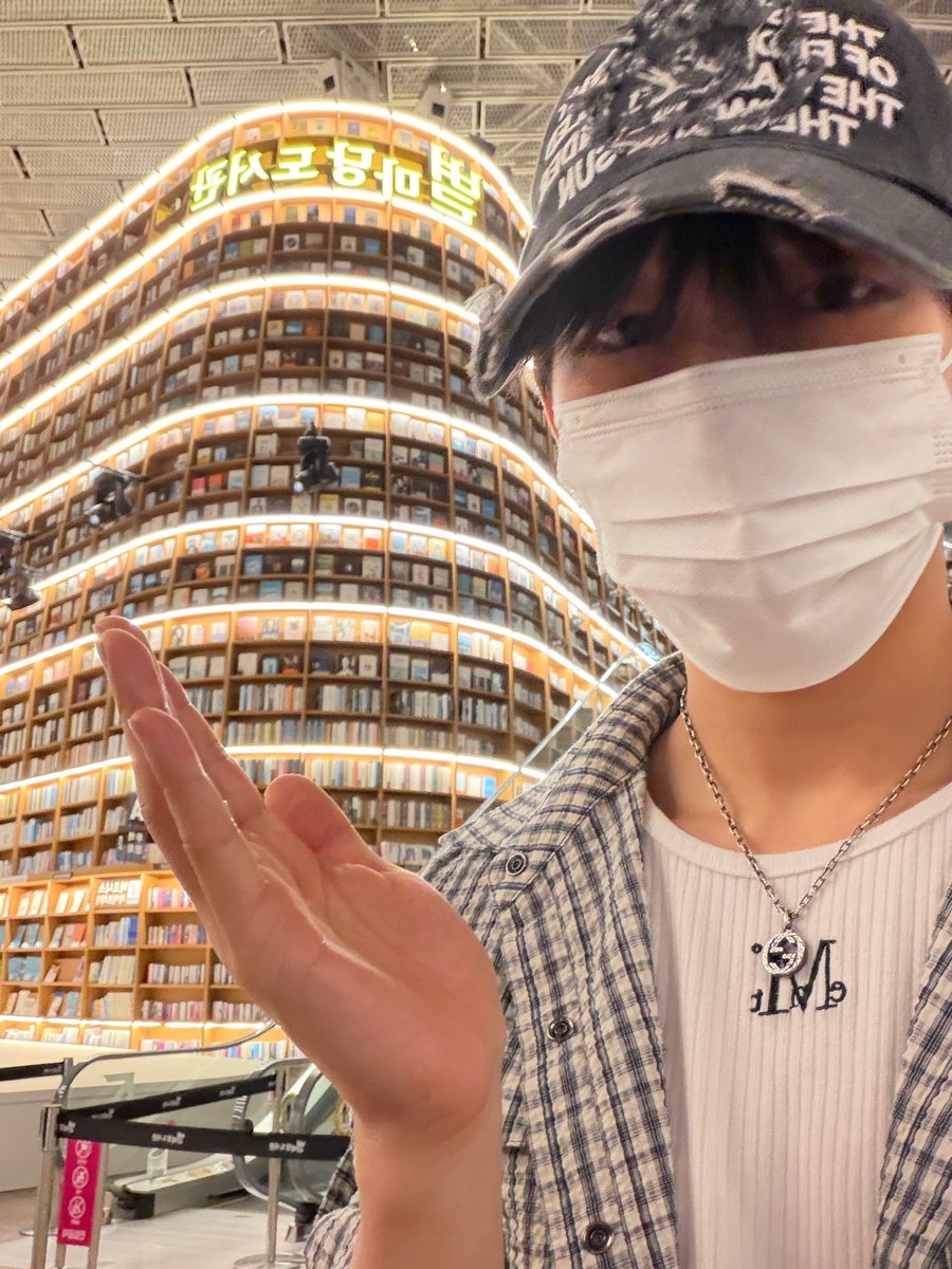 fireflyRossie's tweet photo. ๐ข GA ALERT: WHERE SHOULD STEVEN TAKE US? ๐โ๏ธ
Ready to turn Steven into the ultimate travel influencer? ๐
Create your funniest, most creative Steven promo meme and convince us that your chosen city, country, restaurant, cafรฉ, tourist spot, mall, or anywhere worth going is THE place Steven should take us! ๐โ๏ธ
๐ HOW TO JOIN:
๐ธ Use the provided Steven photo below
๐ Add your own funny/creative meme text or edits
๐ Turn Steven into a promo for any place you choose
๐ฆ Post it on your TL with the hashtags:
๐ฅ #StevenTakeMeThere
#STEVEN #์คํฐ๋ธ
๐ฉ Send the link to your post here.
๐ฅ BONUS: Make it so hilarious or convincing that we'll actually want to pack our bags and go! ๐โ๏ธ
โฐ Deadline: 24 hours
๐ Prizes: 3 winners : โฑ500 each
โค๏ธ Winners: Based on most likes
Good luck, Fireflies! ๐ซถโจ
Now show us where Steven is taking us! ๐๐