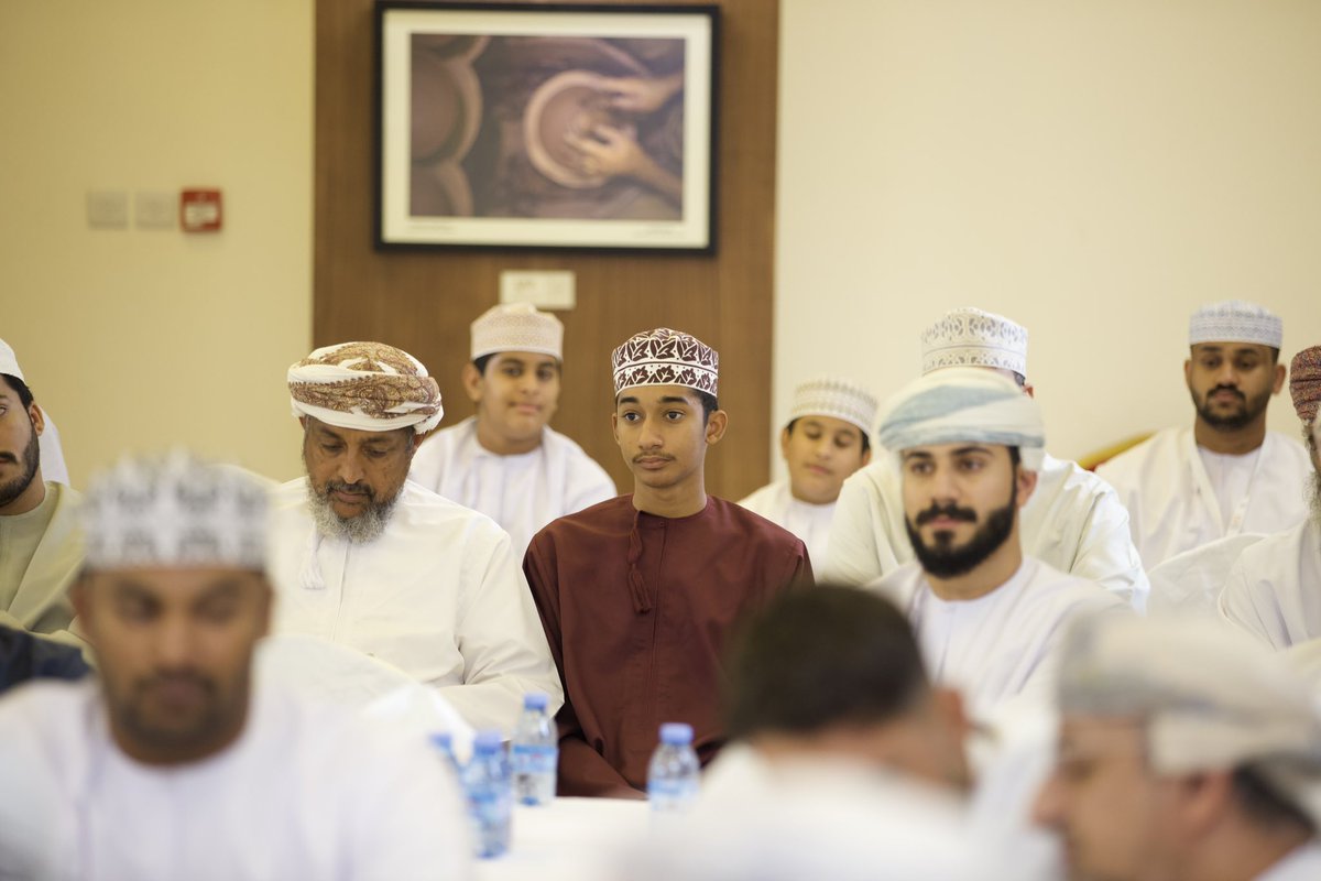 Bahlacharity1's tweet photo. تتواصل فعاليات المبادرة اليوم الجمعة بجولة تعريفية في ولاية بهلاء، تبعتها ندوة: «التراث العُماني في منظومة التراث العالمي» بمشاركة نخبة من المختصين، إلى جانب جولة في معرض قلعة بهلاء.
#الممتلك_الثقافي_بقلعة_بهلاء
#UNESCO #World_Heritage_Volunteers
#Bahla_Charity https://t.co/edHQ0Arsi2