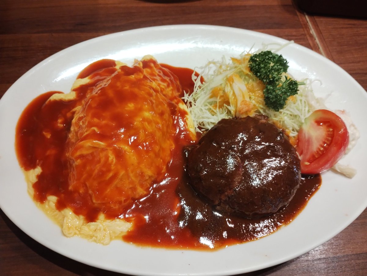 Sui_min_min's tweet photo. こんばんは！
なんだか最近寝付けなくってSuiminなのに…って勝手に落ち込んでました
まぁそんな日があってもいいよね！
美味しかったご飯載せときます🍽️
新曲作ってるけど間に合うかな〜、、

#Suiminの日常 https://t.co/a5SEHRuBfG