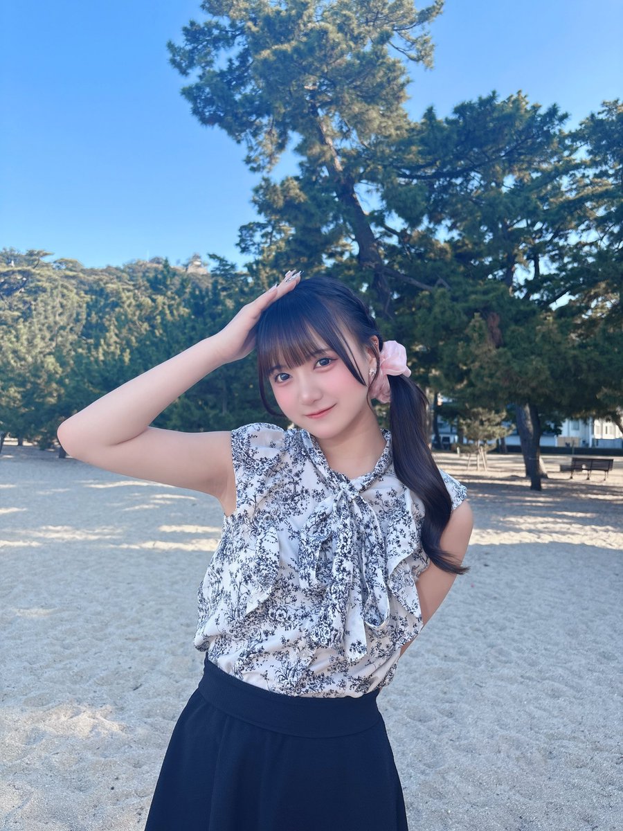 mjko0r's tweet photo. アイドル準備中ですꔛෆ https://t.co/ch2WUxK1Ds