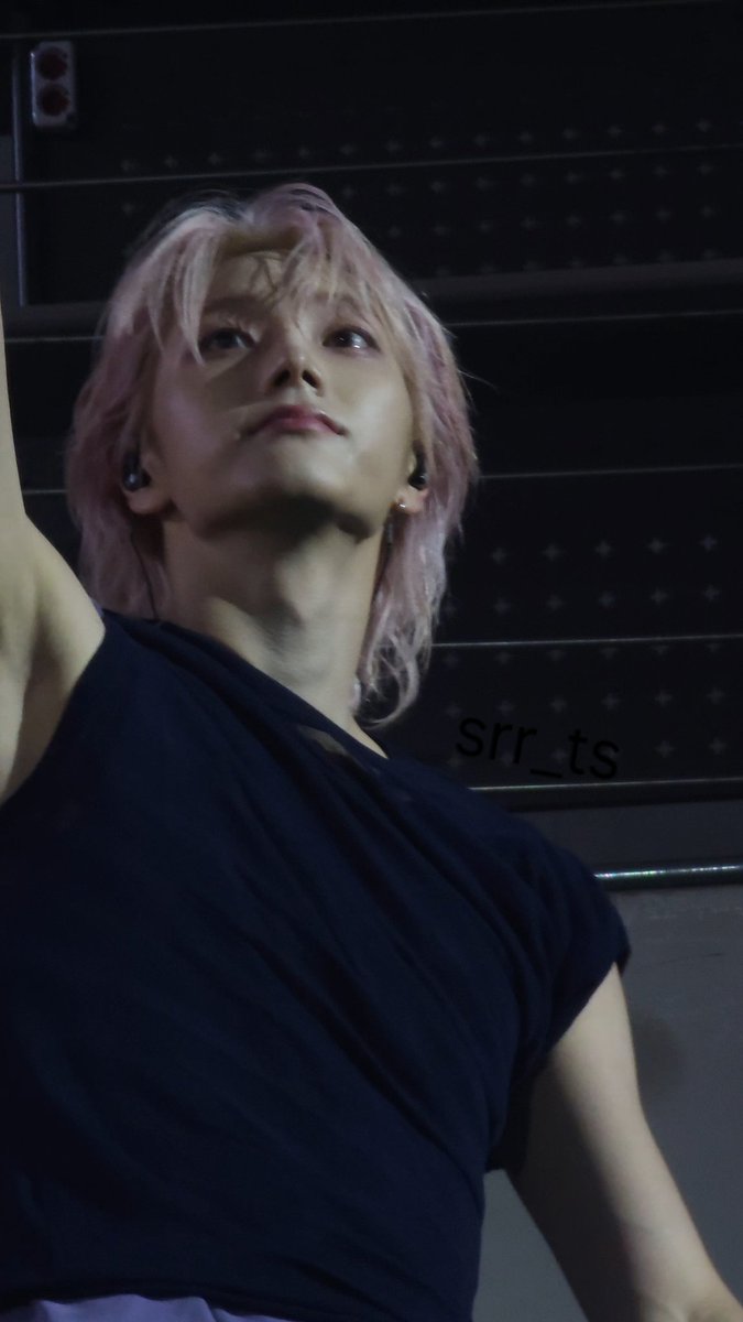 srr_ts's tweet photo. 성호야 생일축하해🐈🖤
#성호의_청춘에_불을지펴줘
#HaveYeppifulDay
#ソンホという猫に出会えた奇跡 https://t.co/vV5zn5u4I7