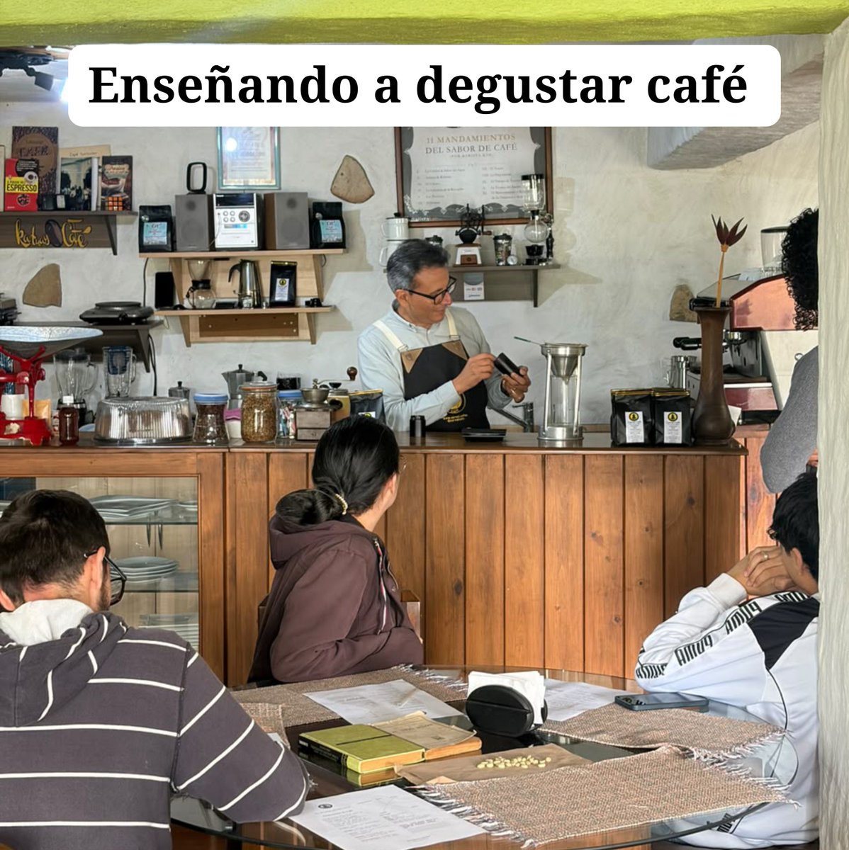 joseluisaraque's tweet photo. Así comparto el taller de degustación de café en @caroaicafe 

https://t.co/iCyEPK3RQO

Degustar café, técnicamente, es algo que vas a disfrutar todos los días y con todos tus cafés. https://t.co/gMpq2XUymG
