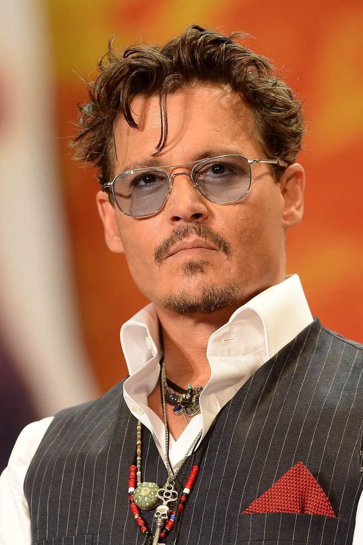 JohnnyDeppkv's tweet photo. If we could spend one evening together, what would we do? ❤️✨ https://t.co/jugFXtKyoC