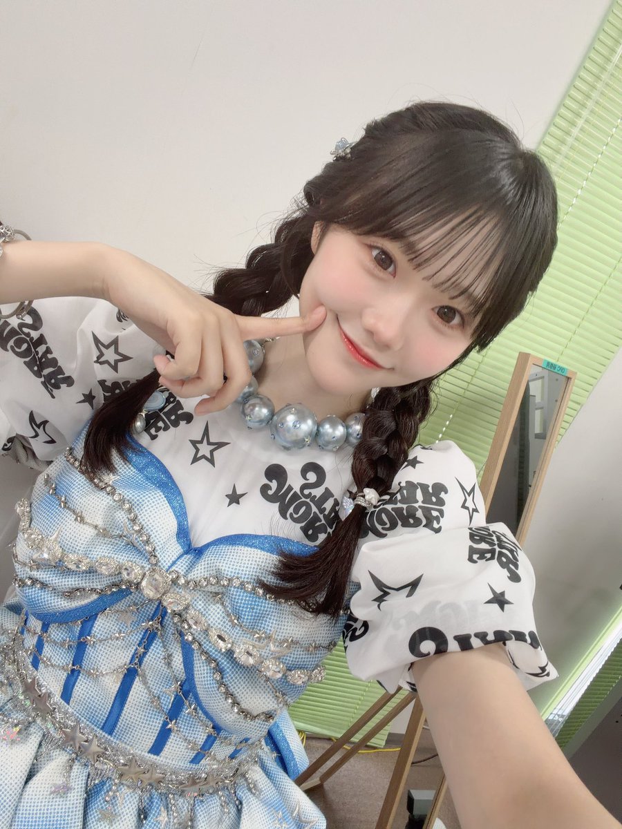 marin_ms_0329's tweet photo. プラネット衣装のオンライン特典会の開催が決定しました🌟⋆꙳

髪型どーしよーかなっっっっぷぷぷ
ぜったいげっとしてね🫵🏻🤍
 #もあすた  #遠藤まりん https://t.co/IePI8wN0XK