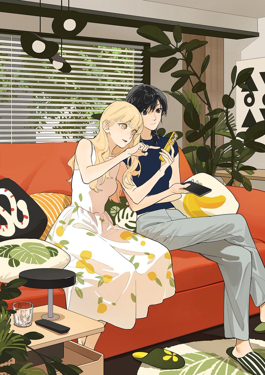 tanjiu9's tweet photo. Just us, cozying up on the couch. https://t.co/IcMlgB7Pl2